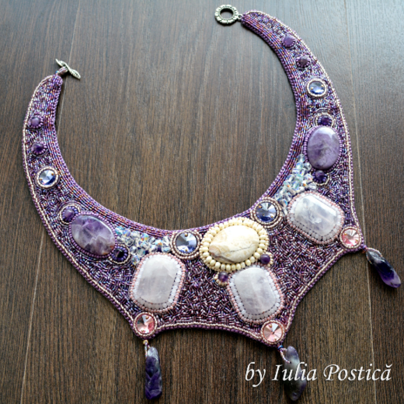 ”EVENING CHIC” NECKLACE
