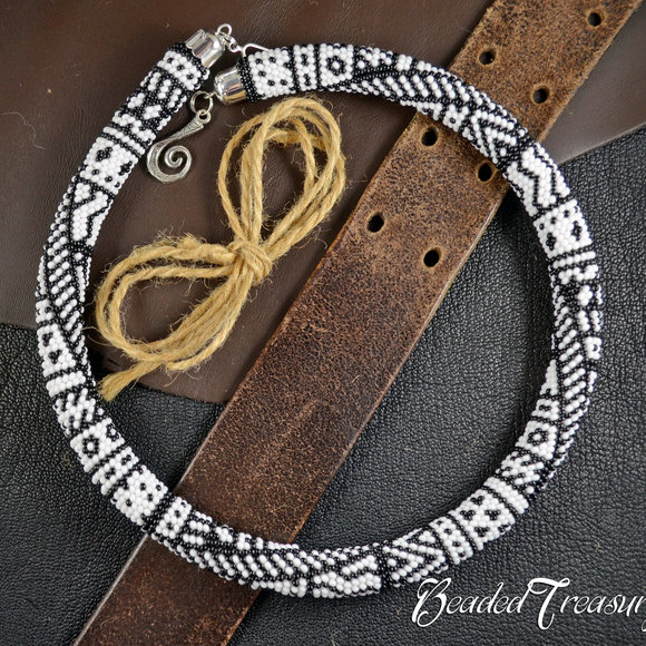 TRIBALIS NECKLACE