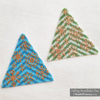 Flat Odd Peyote Pattern - FALLING SNOWFLAKES TREE Ornament