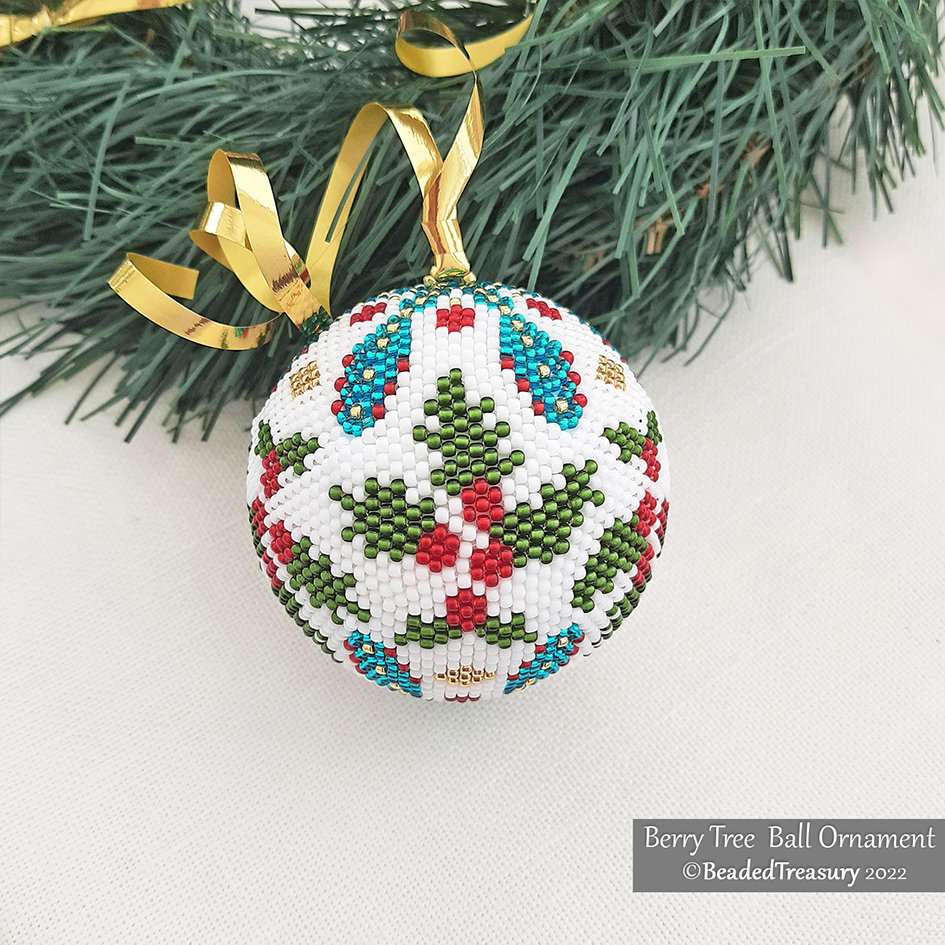 BERRY TREE BALL - Beaded Christmas Ornament Pattern - 3D Peyote Ball