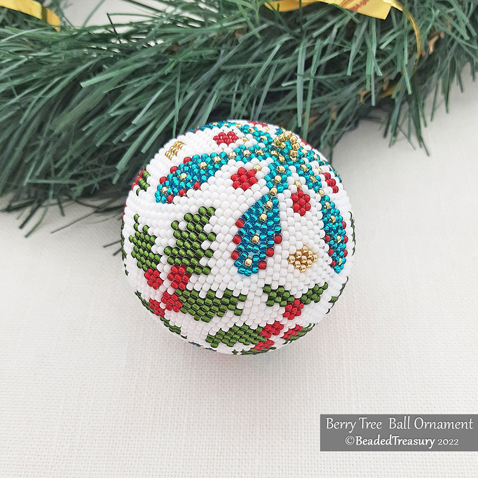 BERRY TREE BALL - Beaded Christmas Ornament Pattern - 3D Peyote Ball