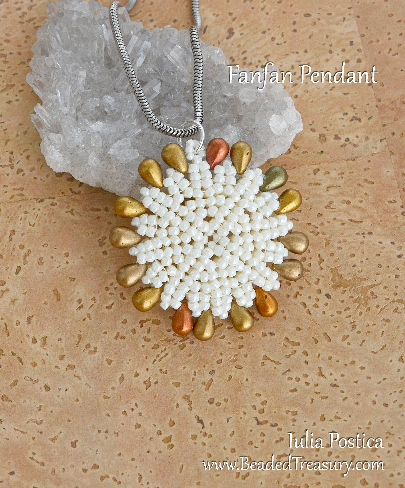 Beading Tutorial - FANFAN Pendant - Round pendant tutorial with seed beads and drops - Herringbone beading pattern - Instant PDF Download