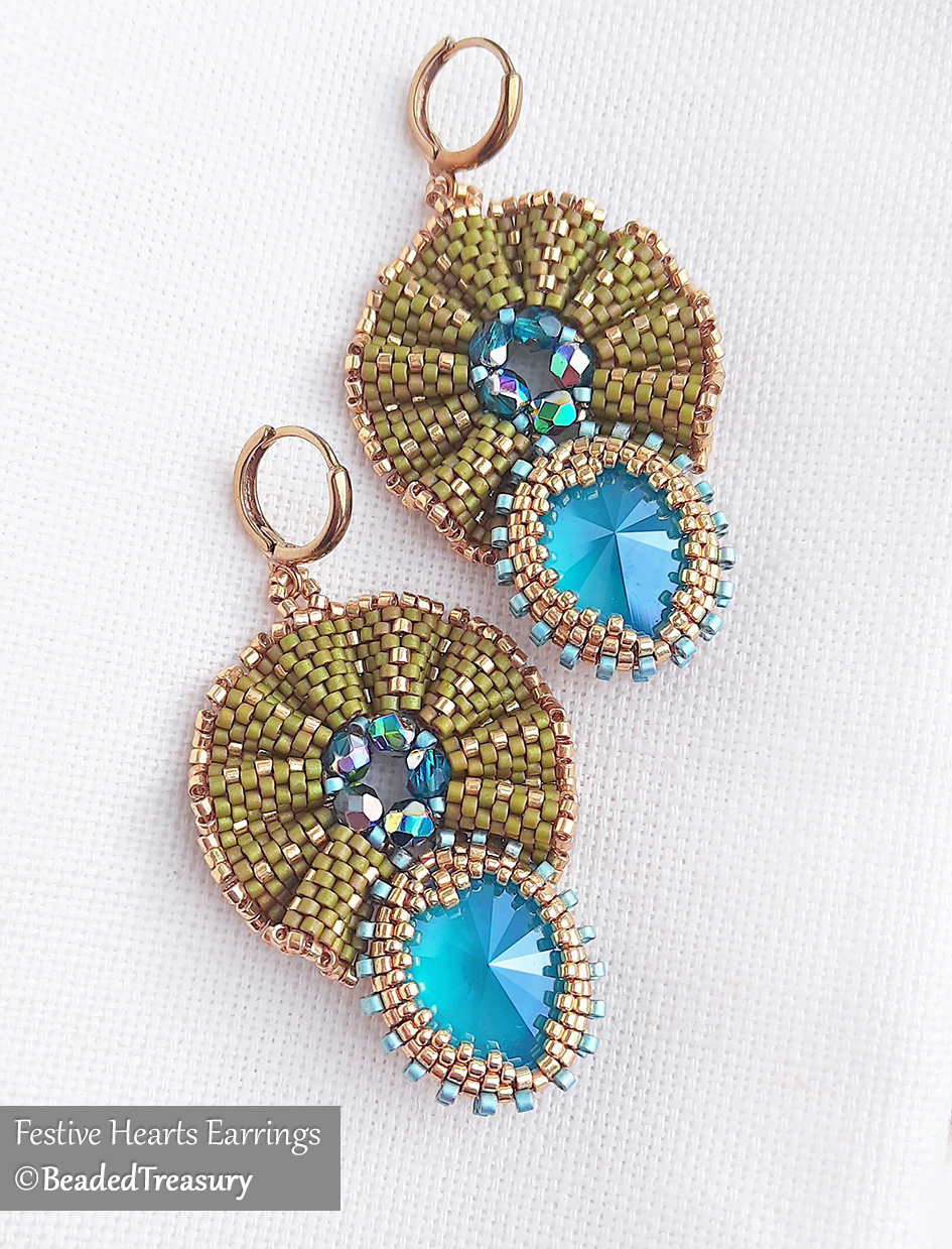 FESTIVE HEARTS Earrings - Peyote stitch beading pattern - Instant PDF Download