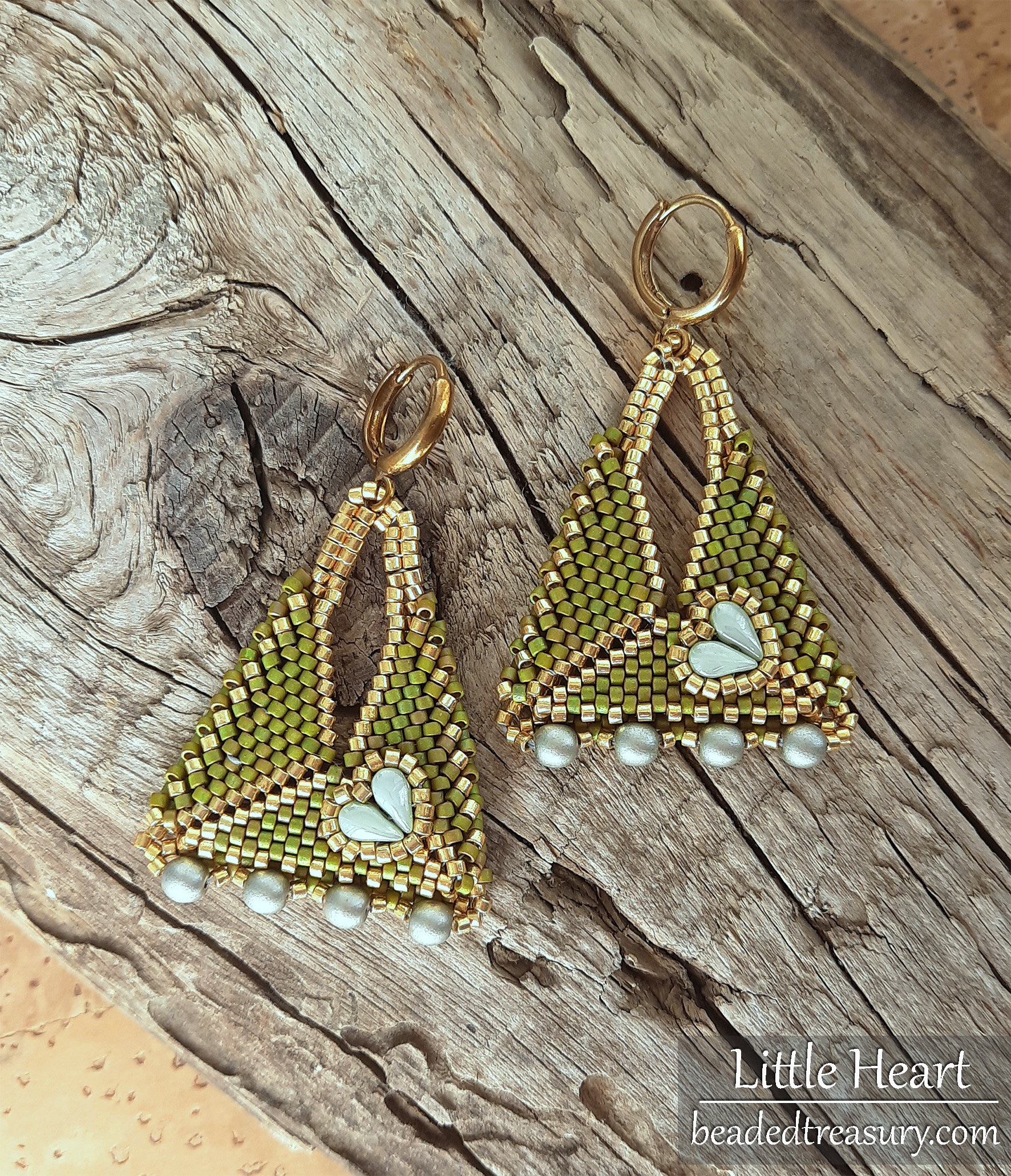 LITTLE HEART Peyote Stitch Beading Tutorial