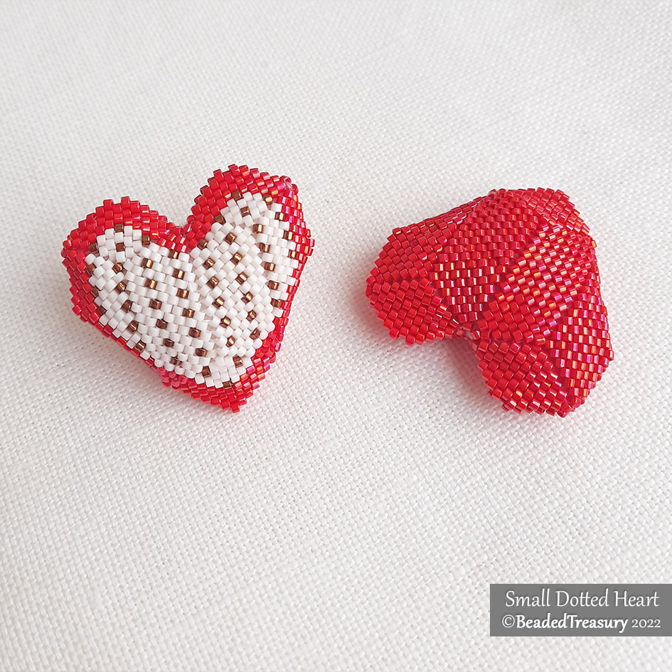 SMALL DOTTED HEART Ornament - 3D Peyote Beading Pattern