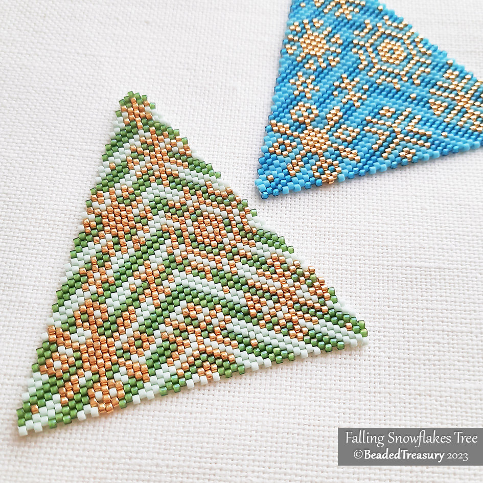Flat Odd Peyote Pattern - FALLING SNOWFLAKES TREE Ornament