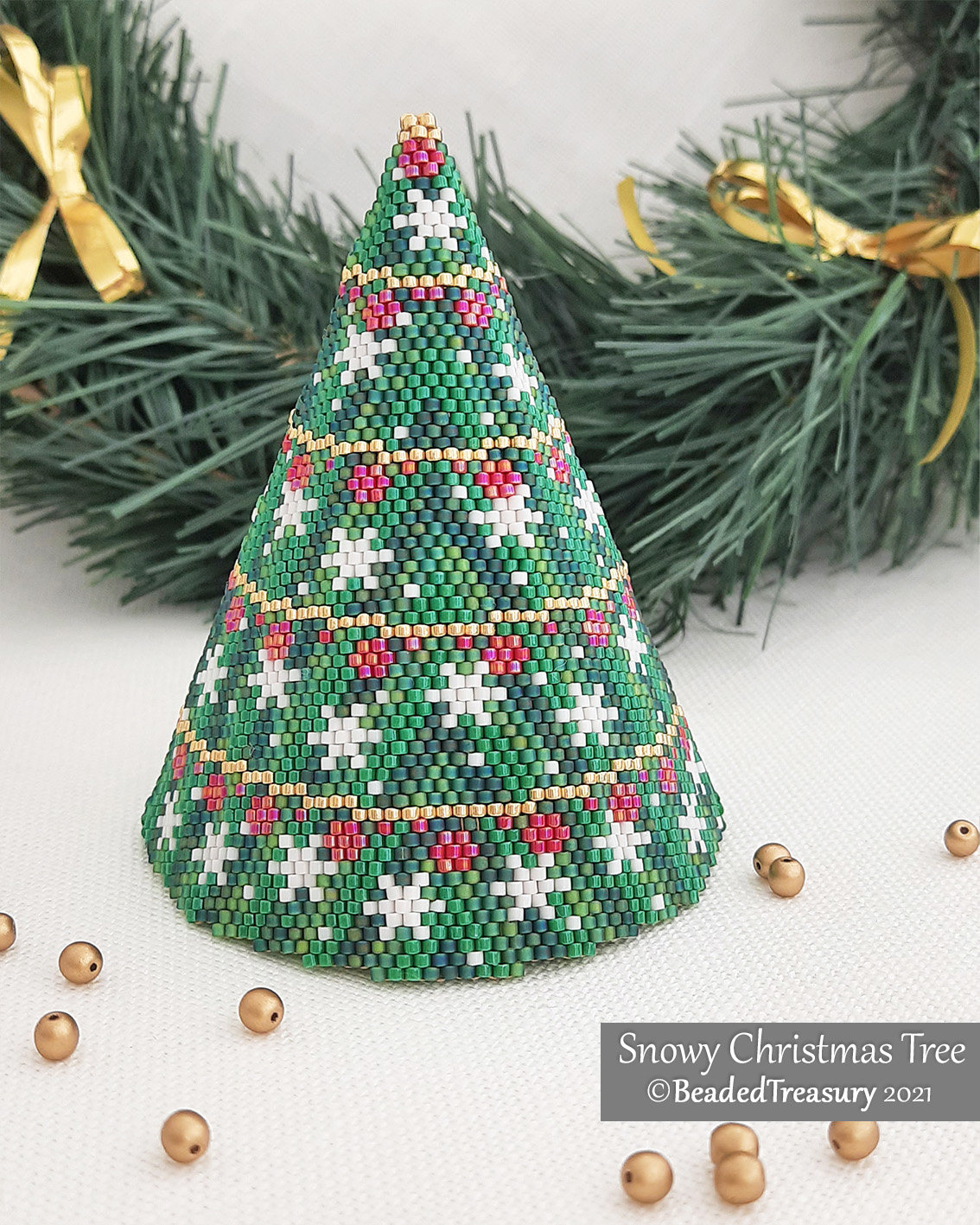 SNOWY CHRISTMAS TREE - 3D Peyote Stitch Ornament Beading Pattern - Instant Pdf Download