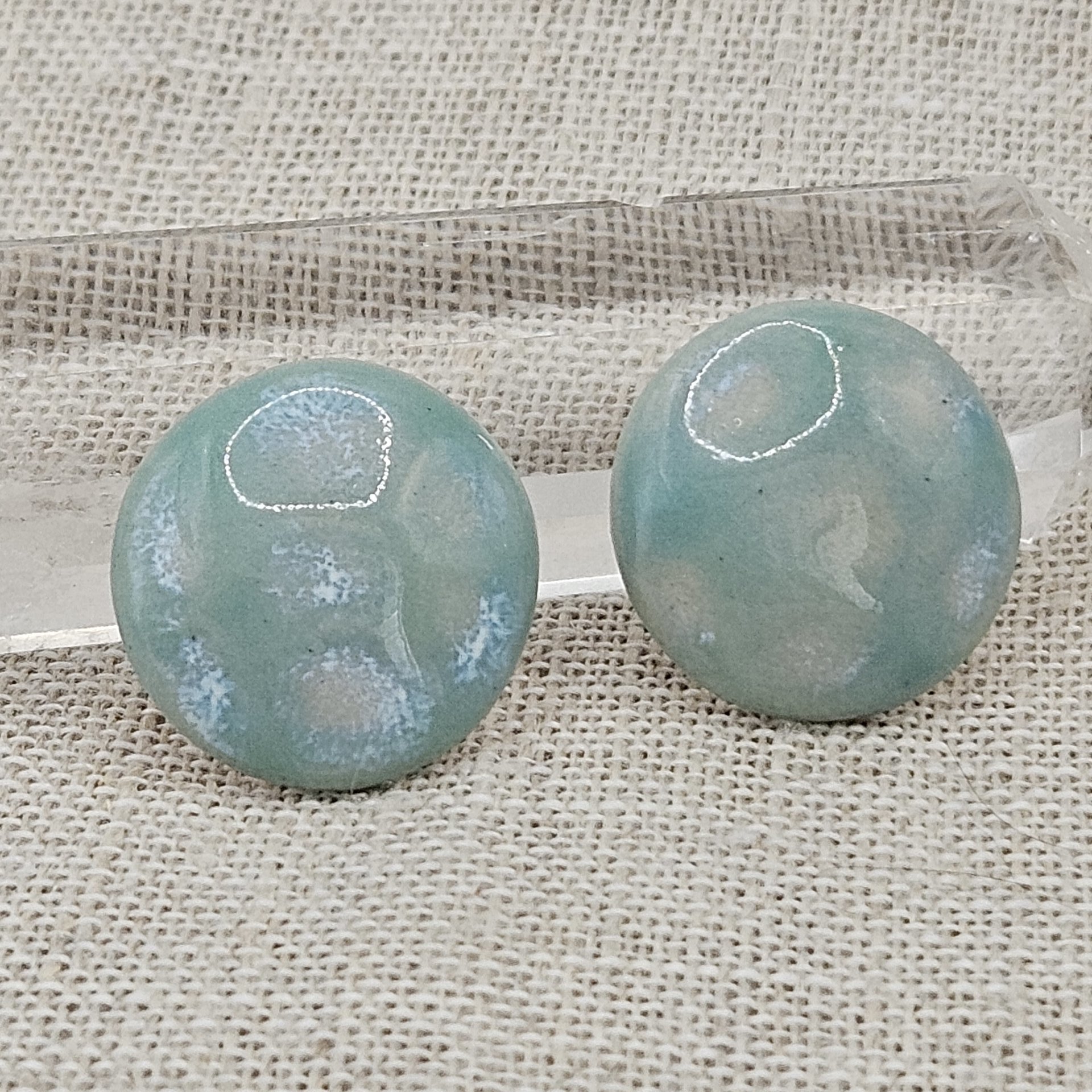 Round Artisan Ceramic Cabochons, Mint Beige Opal Dots, one piece