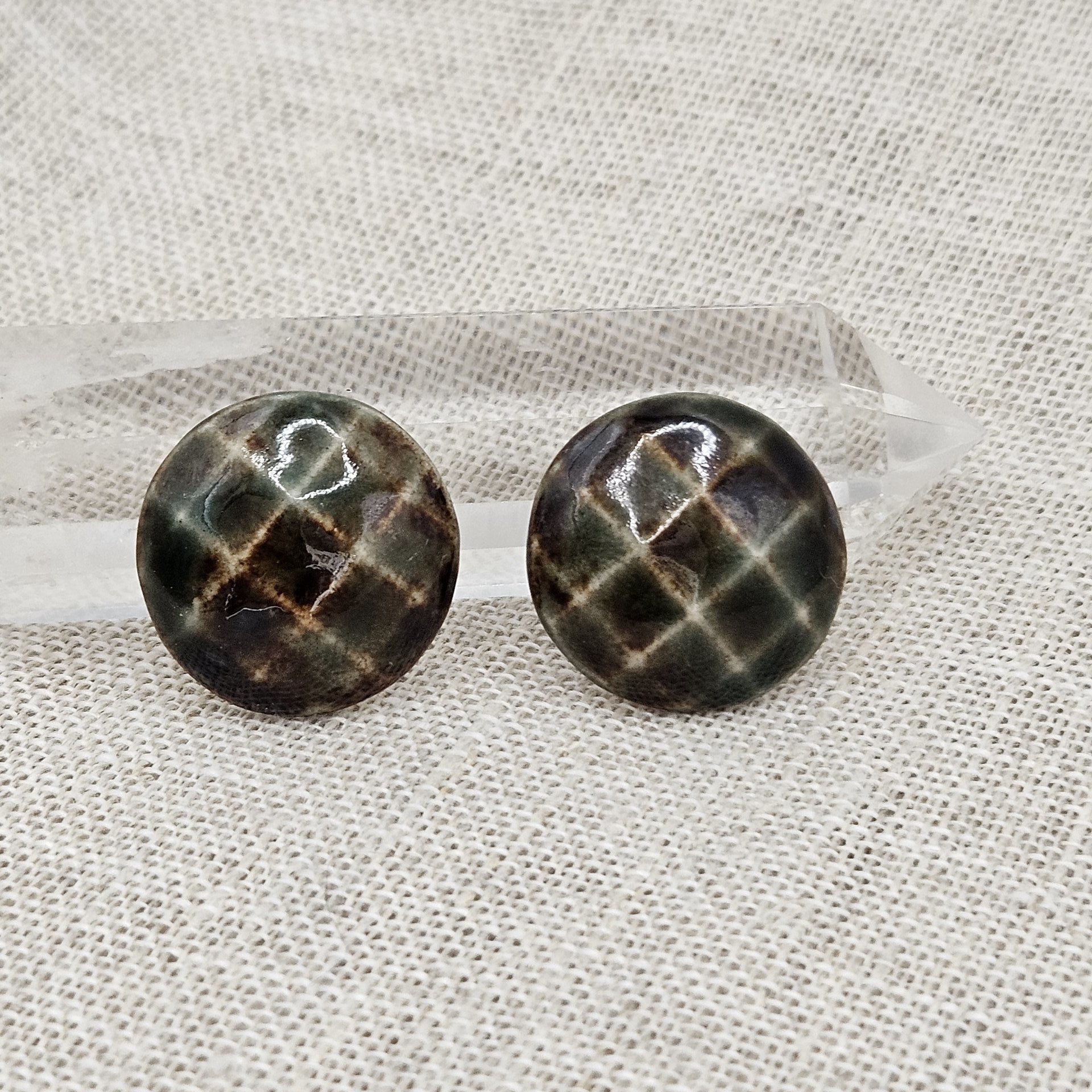 Round Faceted Artisan Ceramic Cabochons, Woody Forest, one piece