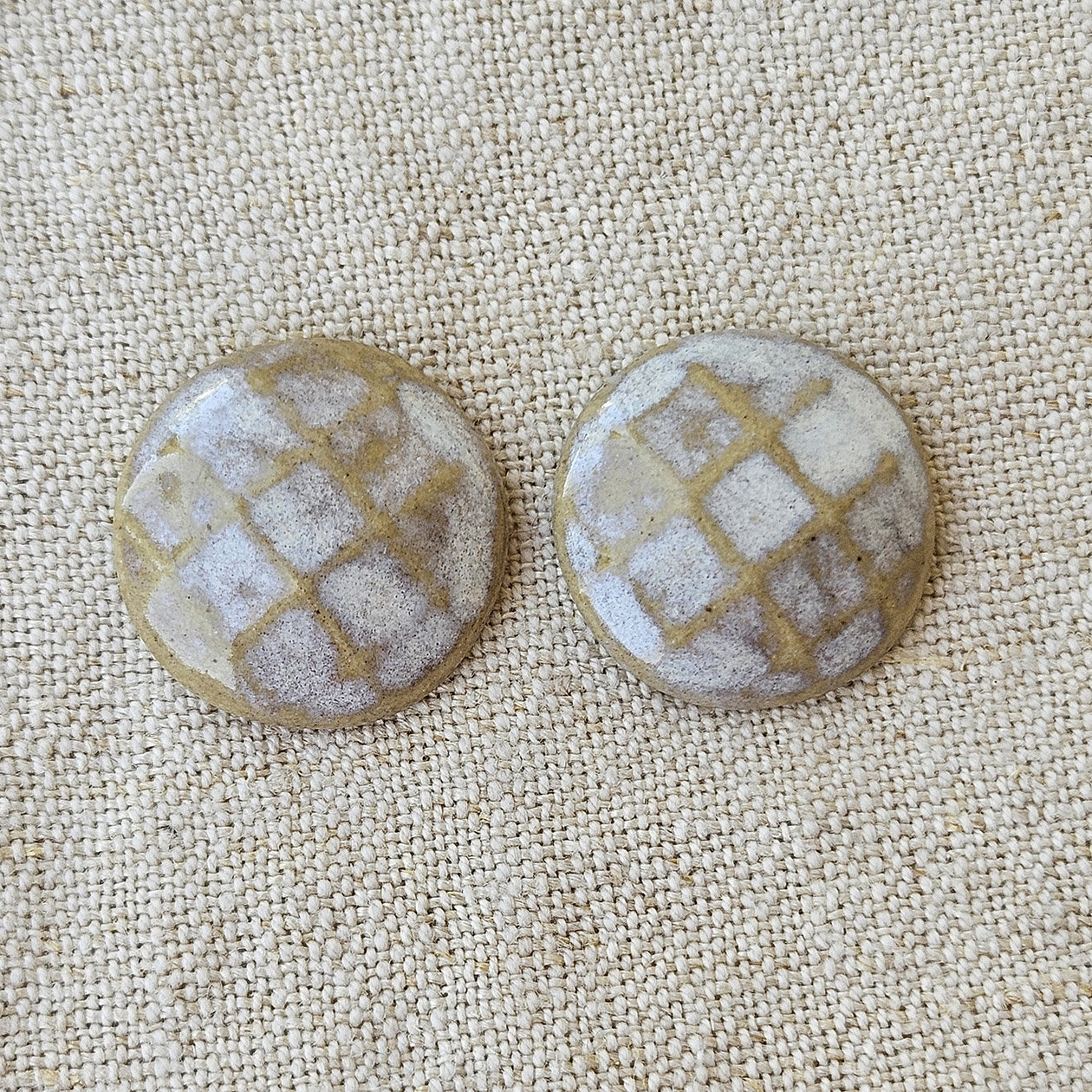 Round Faceted Artisan Ceramic Cabochons, Beige White (2), one pair