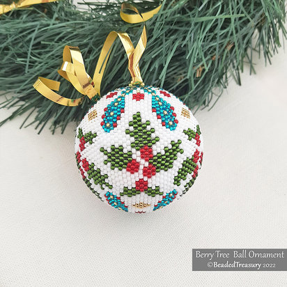 BERRY TREE BALL - Beaded Christmas Ornament Pattern - 3D Peyote Ball
