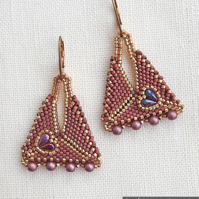LITTLE HEART Peyote Stitch Beading Tutorial