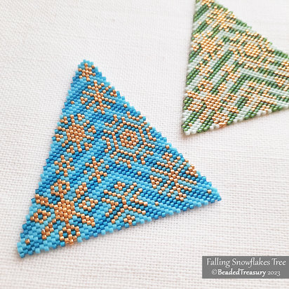 Flat Odd Peyote Pattern - FALLING SNOWFLAKES TREE Ornament