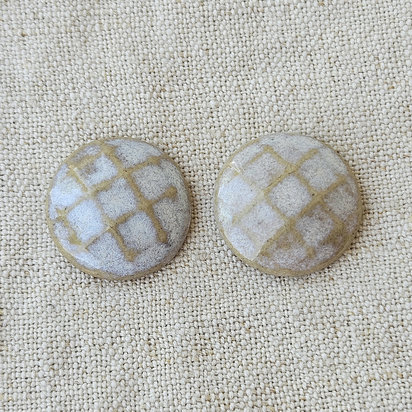 Round Faceted Artisan Ceramic Cabochons, Beige White, one pair
