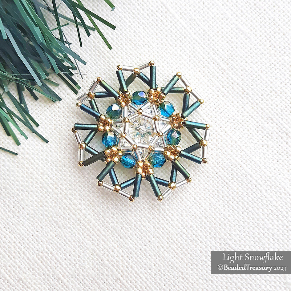 LIGHT SNOWFLAKE - Beading Tutorial with Rivoli and Bugle Beads
