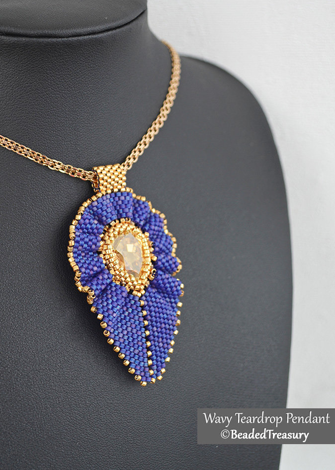 WAVY TEARDROP Pendant Beading Tutorial - Peyote bead pattern with Swarovski Pear Fancy Rhinestone and Delica Seed beads- Instant Downloadable PDF